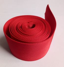 Sangle rouge de textile de sangle de cavité de polyester pour des machines d'industrie lourde