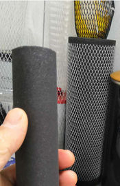 Largeur élevée de la flexibilité 5-150mm de douille protectrice de fabrication de maille pour le filtre de Rod de carbone